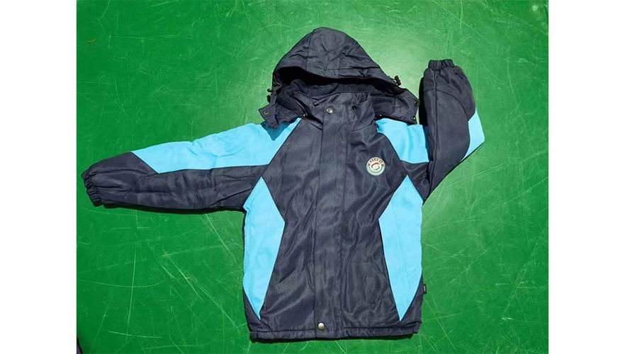 校服業務擴展 從服飾制造到家用紡織品的多元經營探討